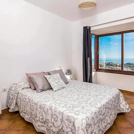 Awesome In With House Sea View *